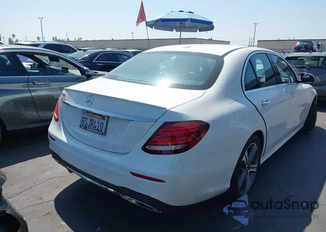 2020 Mercedes-Benz E 350 из США, поврежденный, VIN W1KZF8DB5LA821339